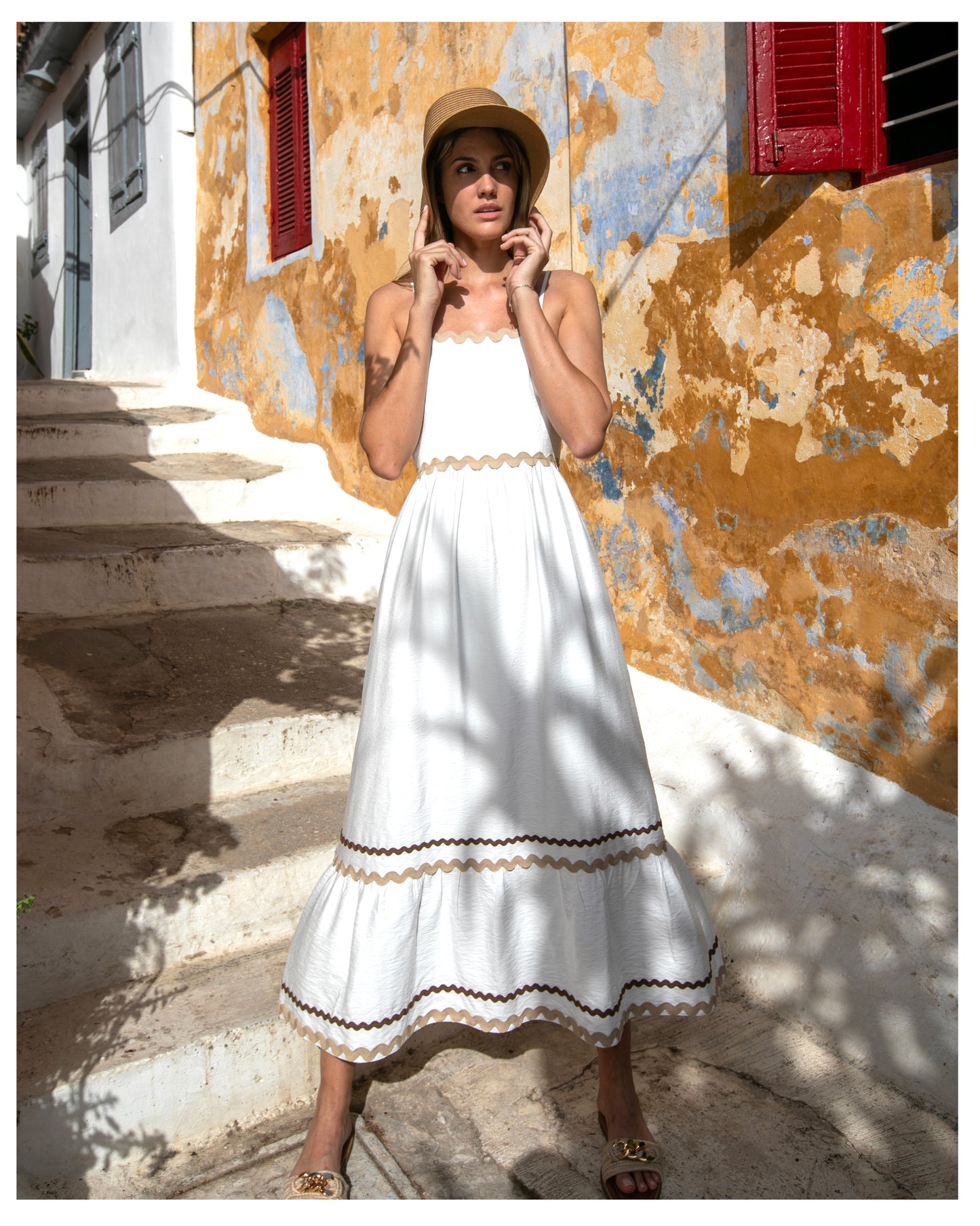 THEATER-d Maxi Scalloped Dress - White