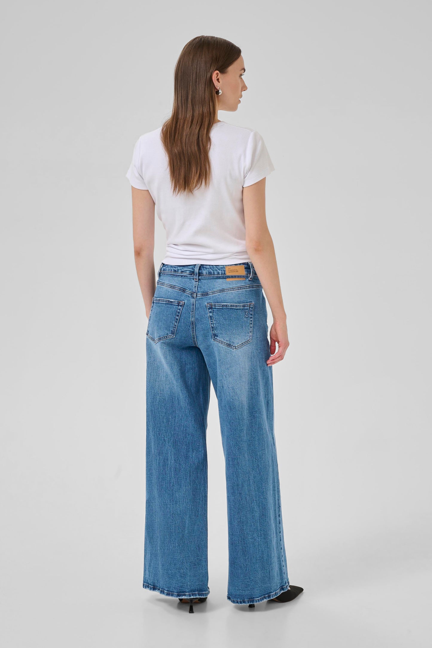 My Essential Wardrobe Karo Mid X-Wide Jeans - Medium Blue Wash