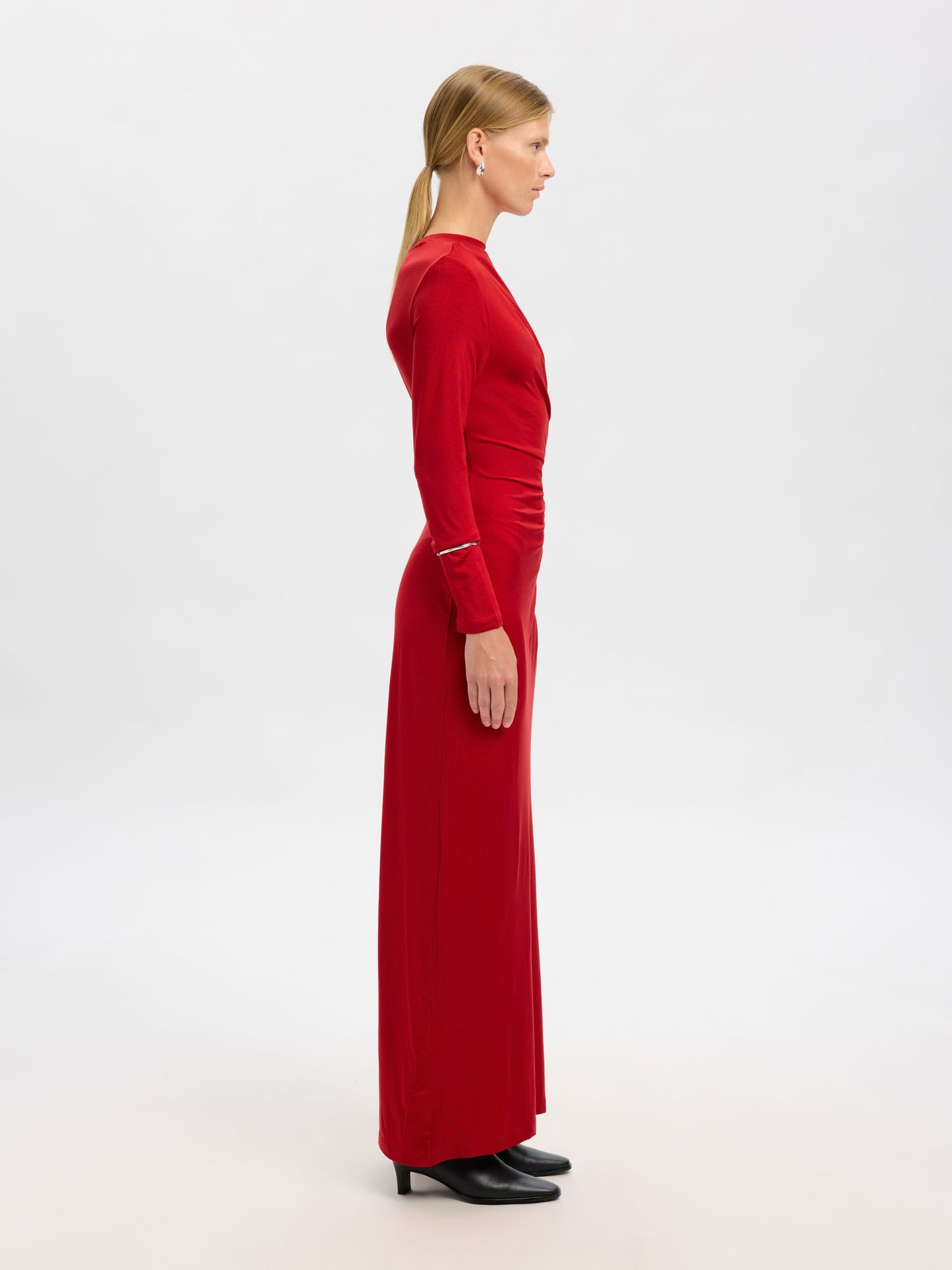 Selected Long Sleeve Assymetric Maxi Dress - Red