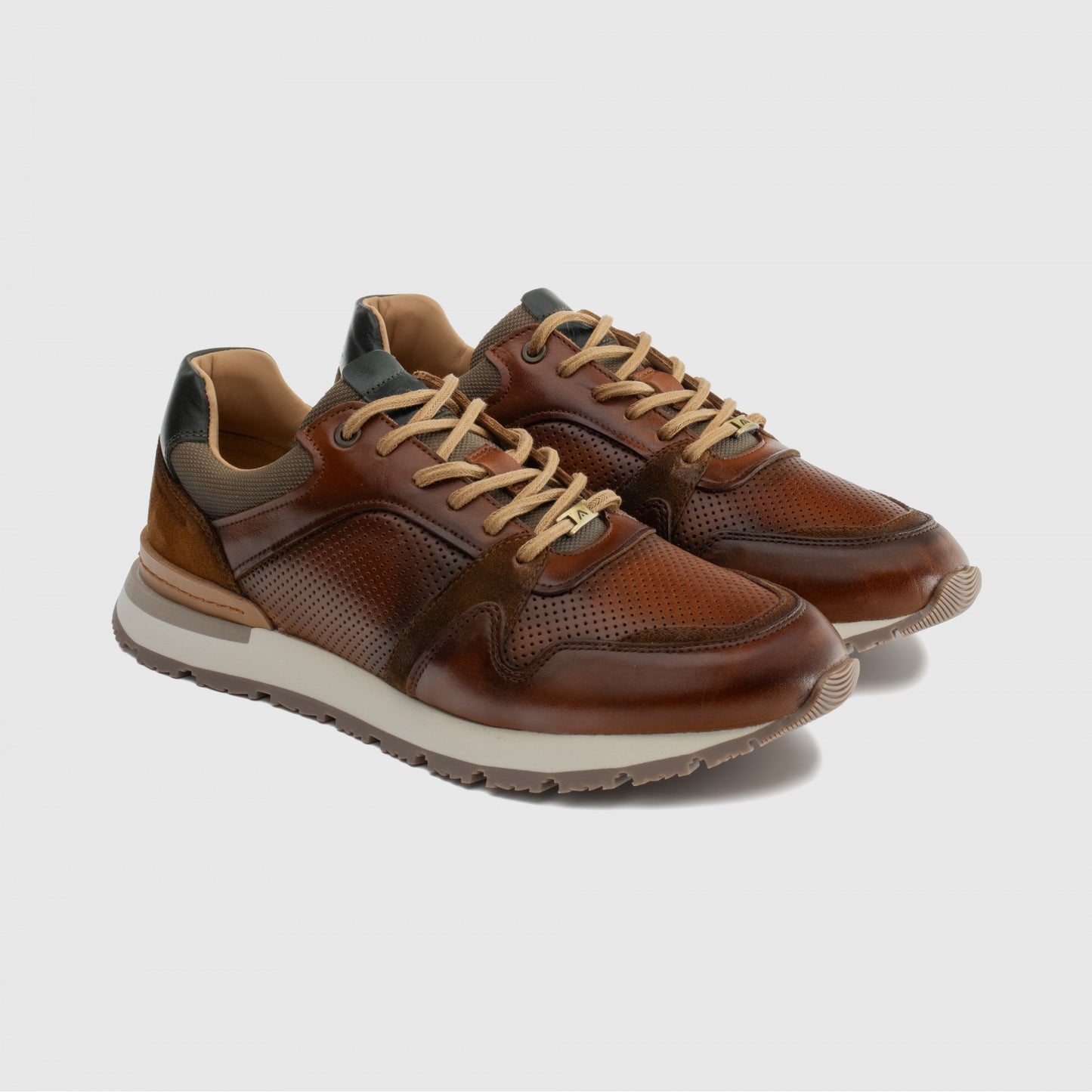 Ambitious Vince Classic Runner - Cognac