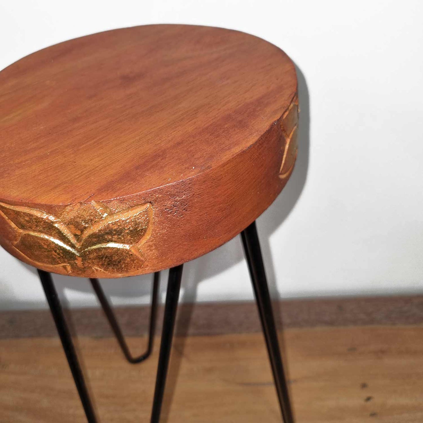 Albasia Wood Plant Stand - Terracotta & Gold Detail