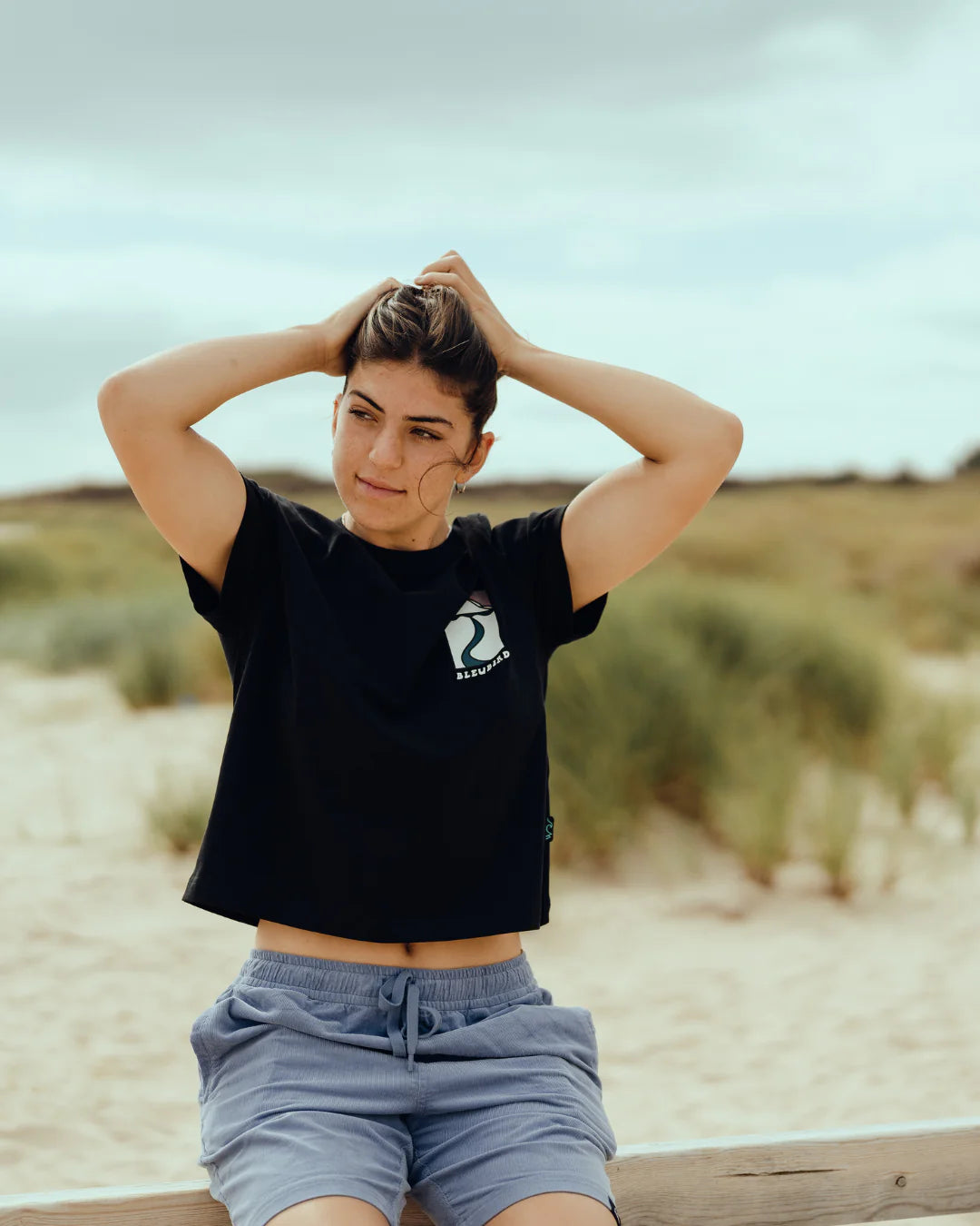 Bleubird Journey Cropped Tee - Black