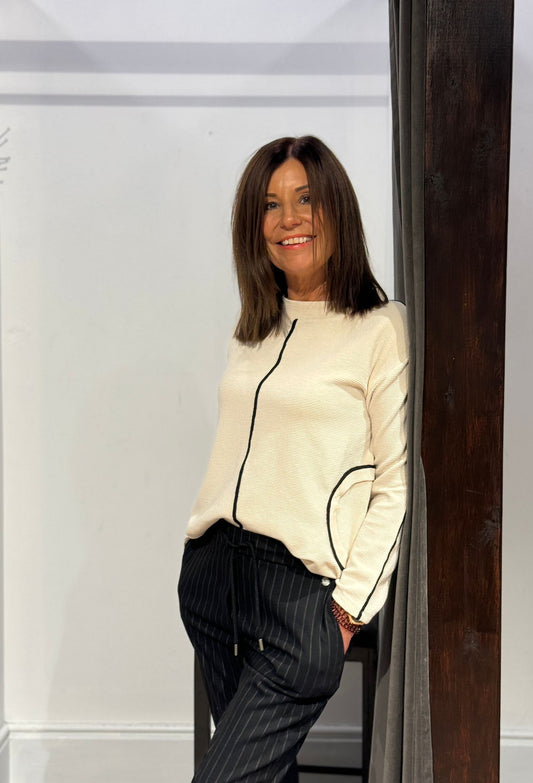 Peruzzi Circle Pocket Top