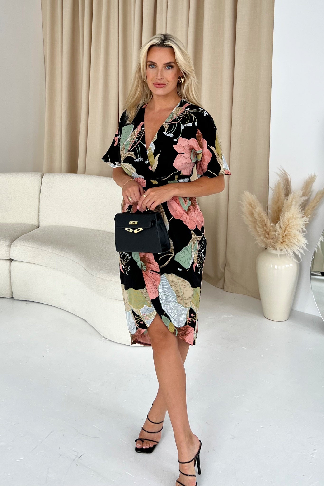 Girl in Mind Chelsea Flower Print Wrap Midi Dress