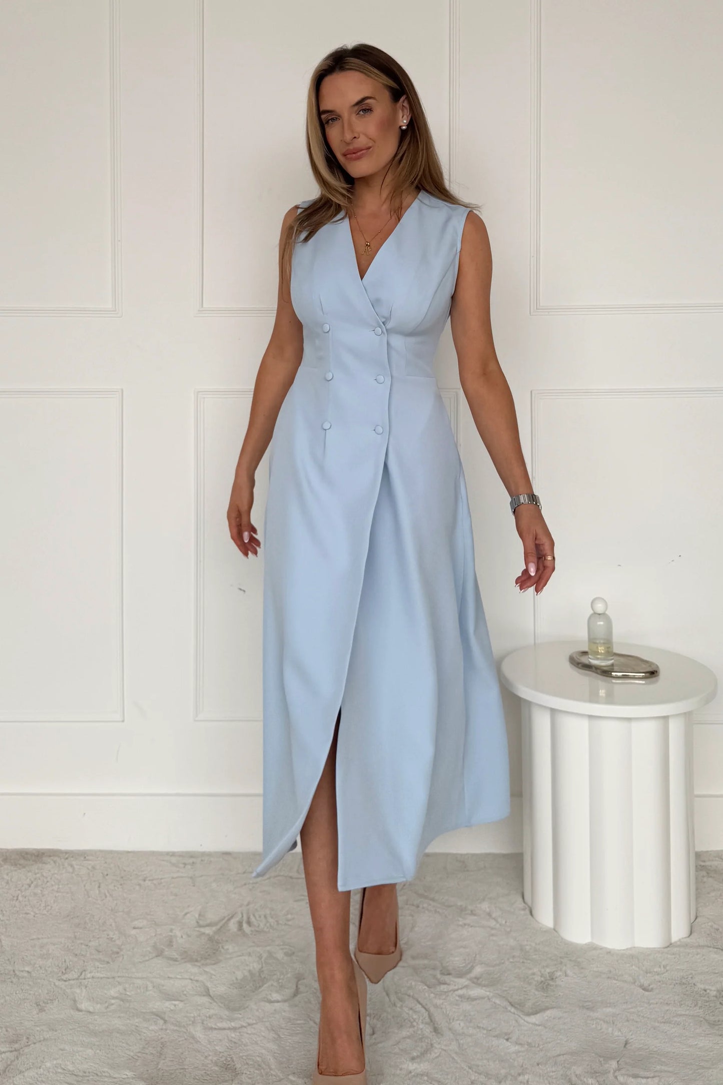 Girl In Mind Hazel Tailored Sleeveless Midi - Sky Blue