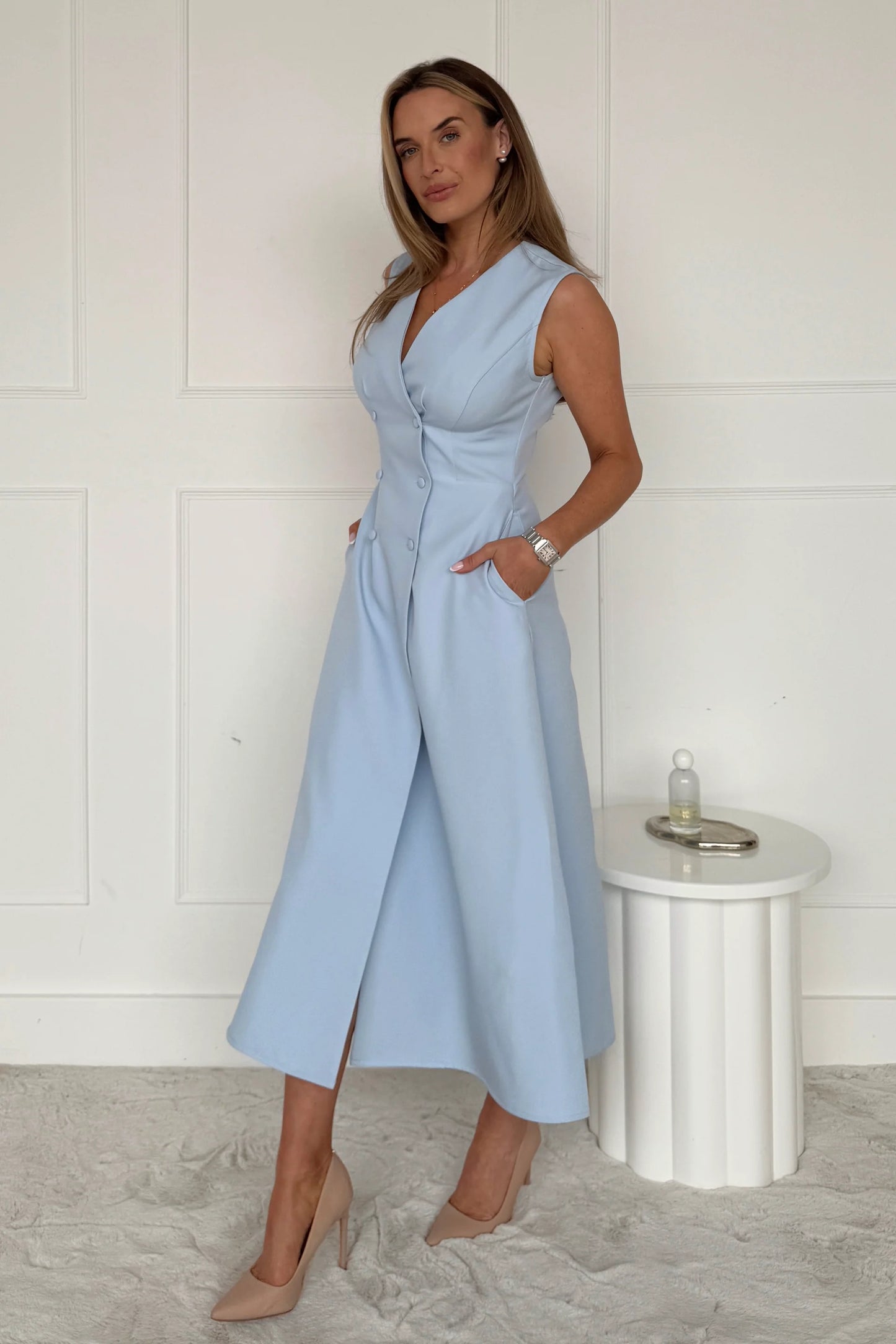 Girl In Mind Hazel Tailored Sleeveless Midi - Sky Blue