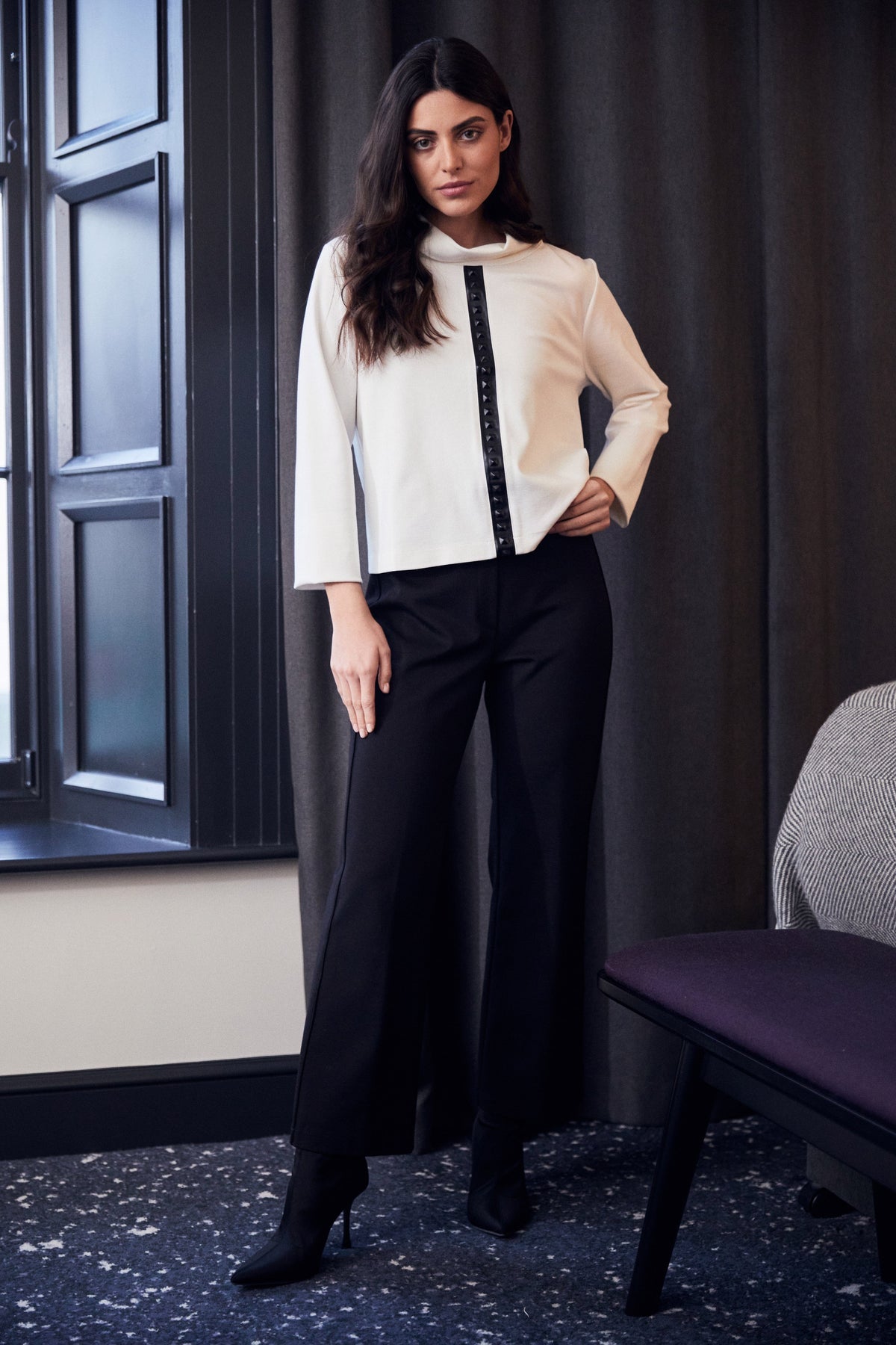 Peruzzi Hammered Stud Top - Ecru