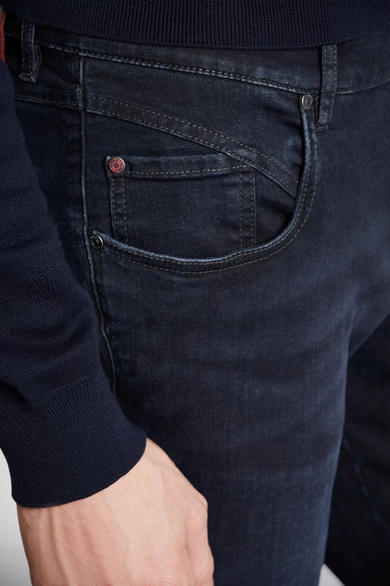 Bugatti Denim Jeans - Dark Wash