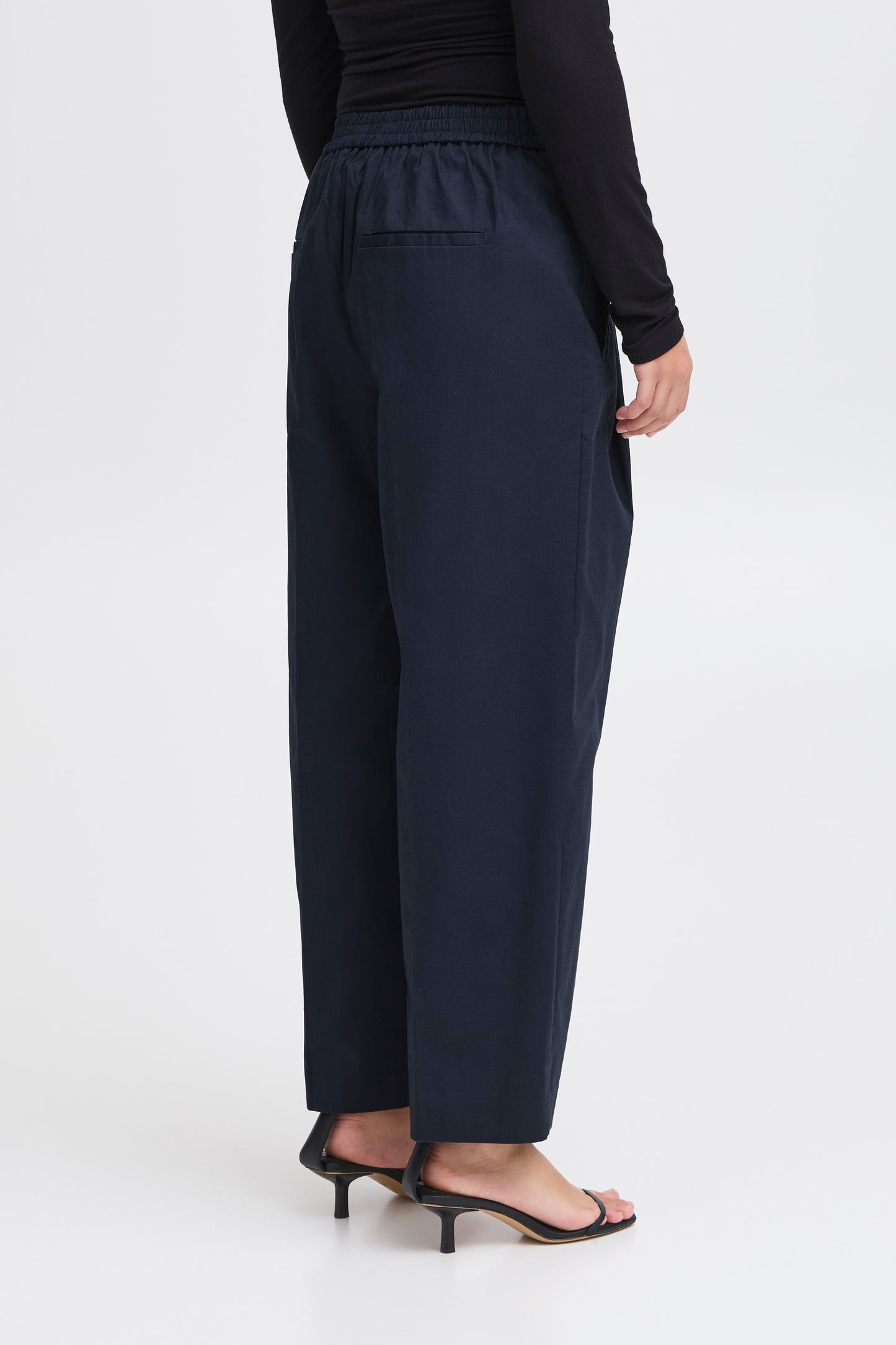 ICHI IHUNICA Trousers - Navy