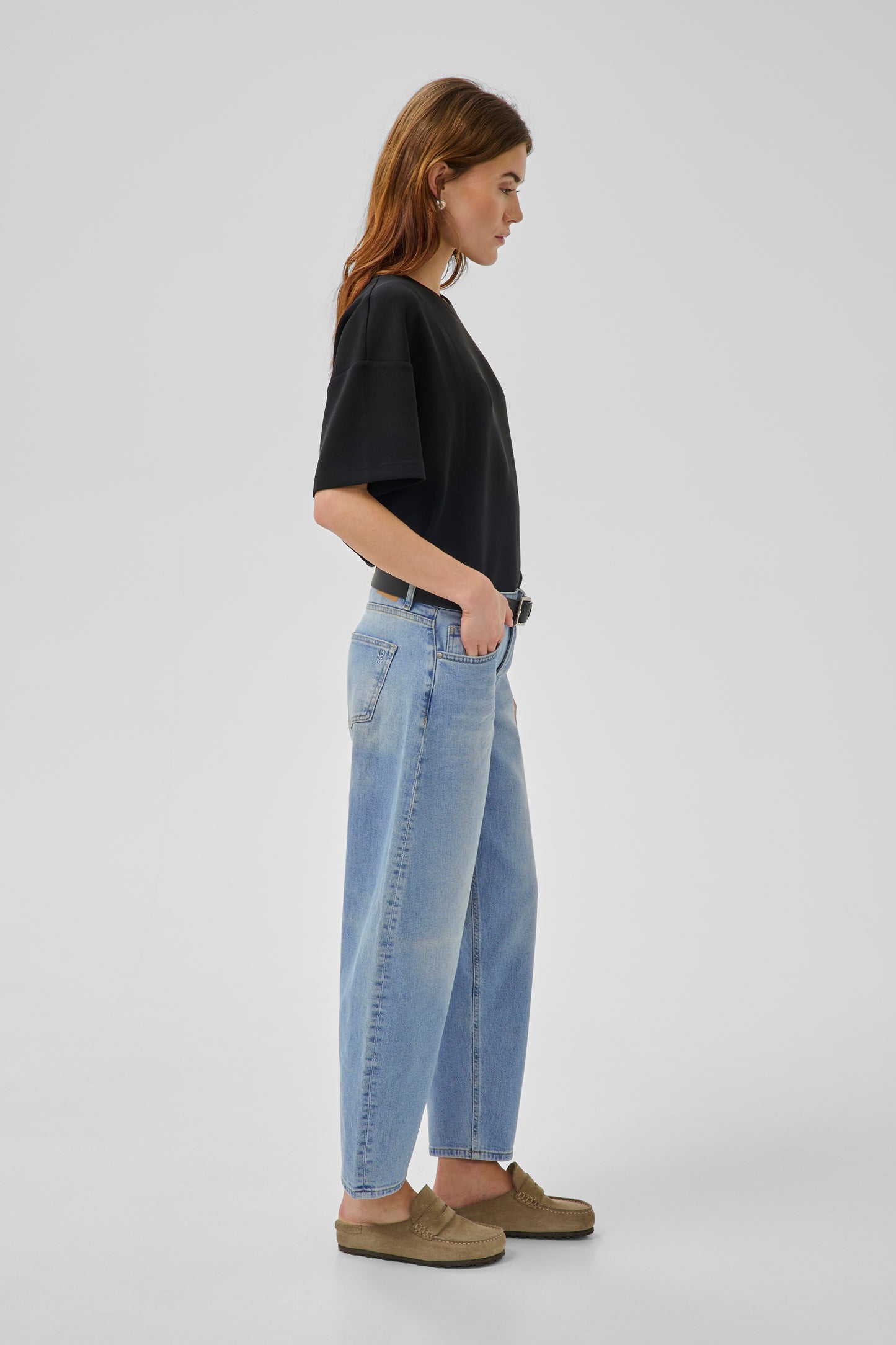 Essential Wardrobe Baloo Barrel - Light Wash