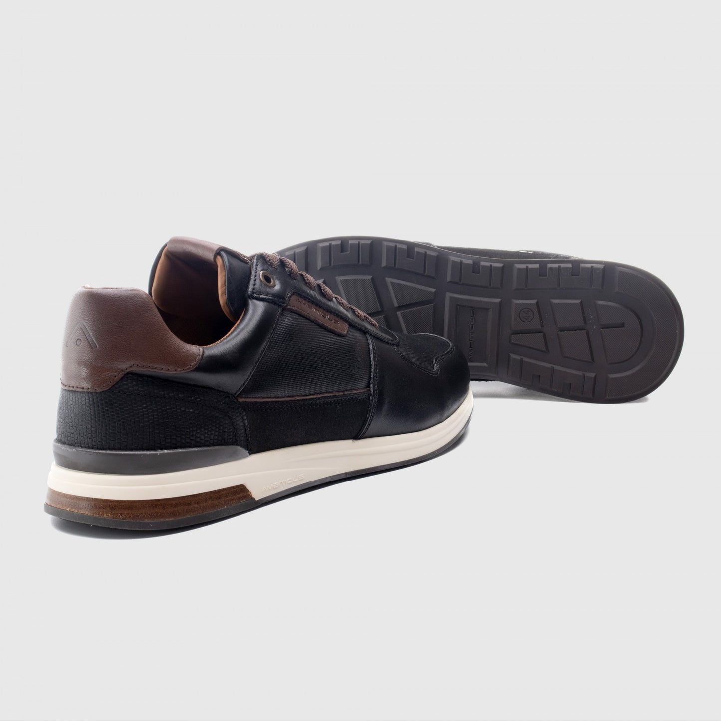 Ambitious SLOW Classic Trainer - Navy