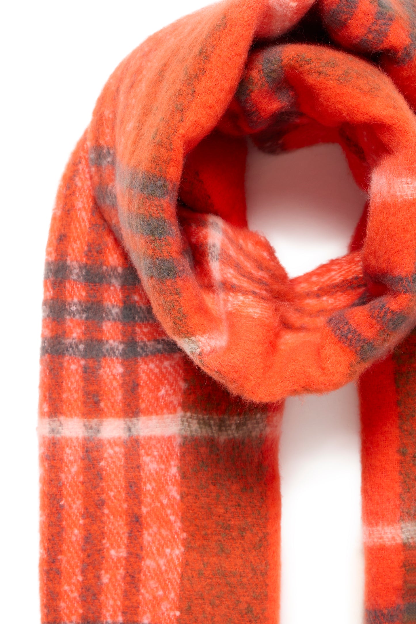 ICHI Elma Scarf - Tangerine Tango