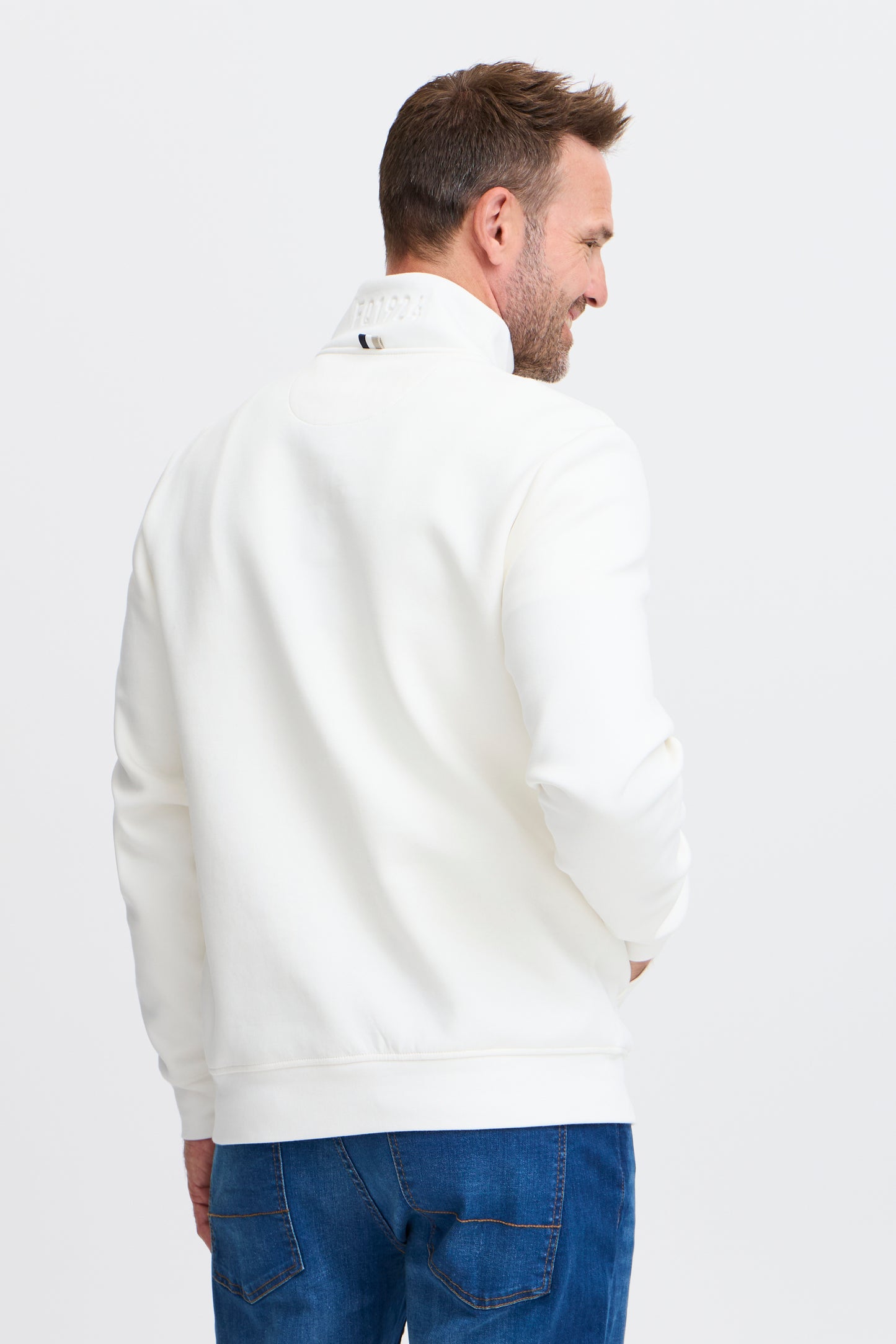 FQ1924 William Zip Sweatshirt - White