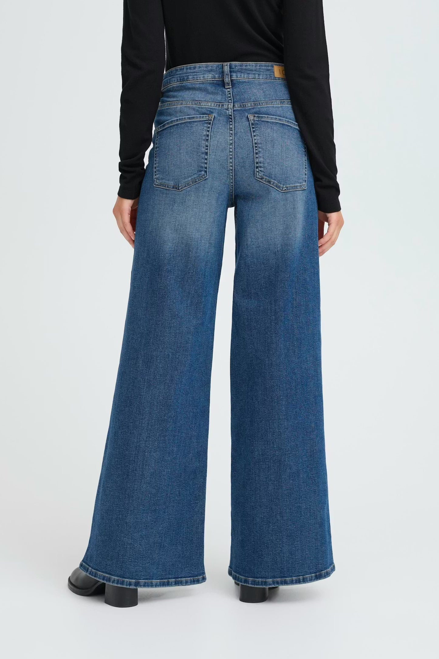 ICHI Ihtwiggy Wide Leg Jean - Medium Blue