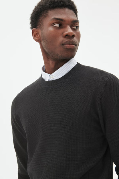 Matinique Lagoon Pullover - Black