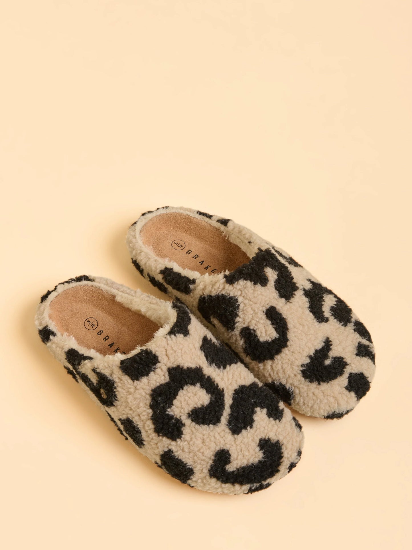 Brakeburn Fireside Fleece Slippers - Cream