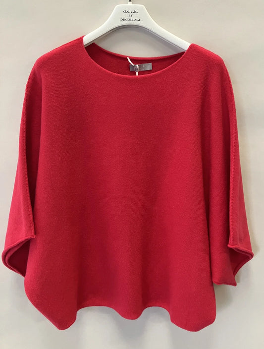 Deck Short Sleeved Batwing Knit - Red