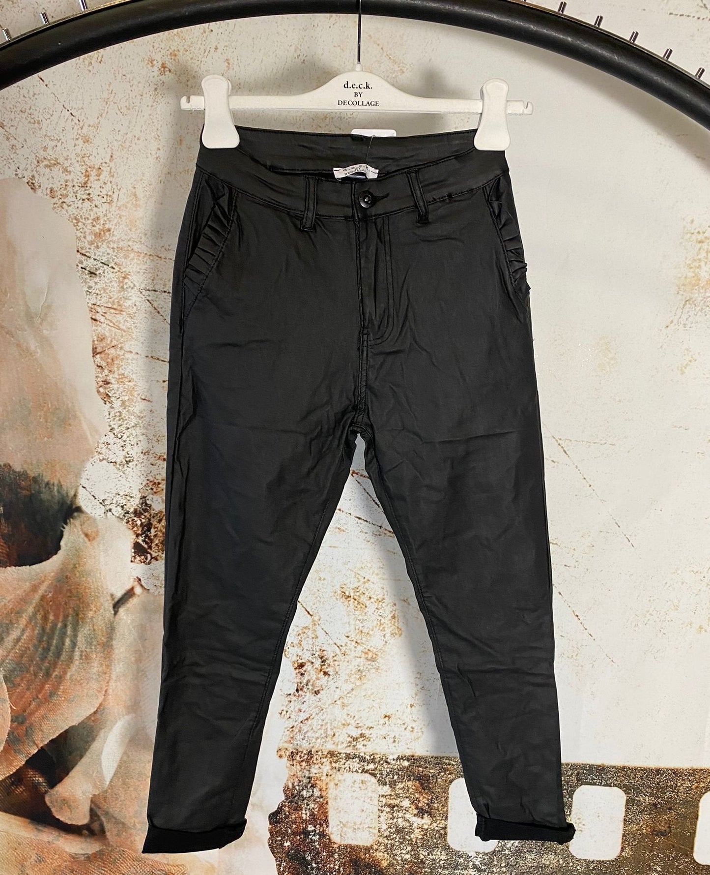 Deck Pleater Joggers with Belt - Black