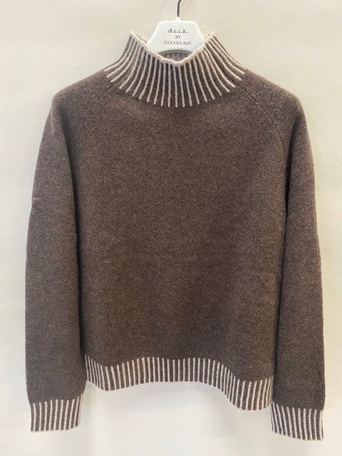 Deck Wool Stitch Detail Knit - Choko