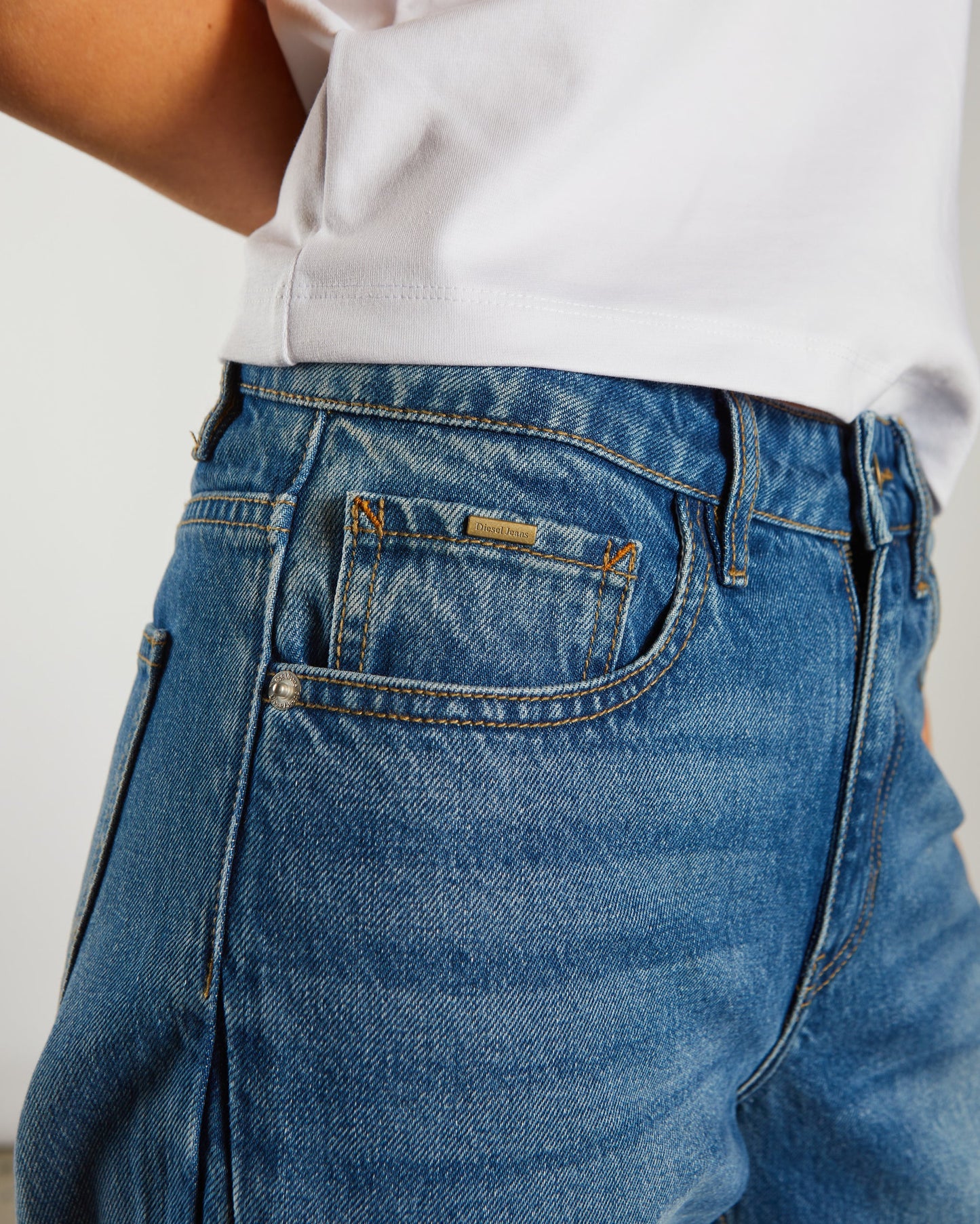 Diesel Yvette Barrel Jean - Blue