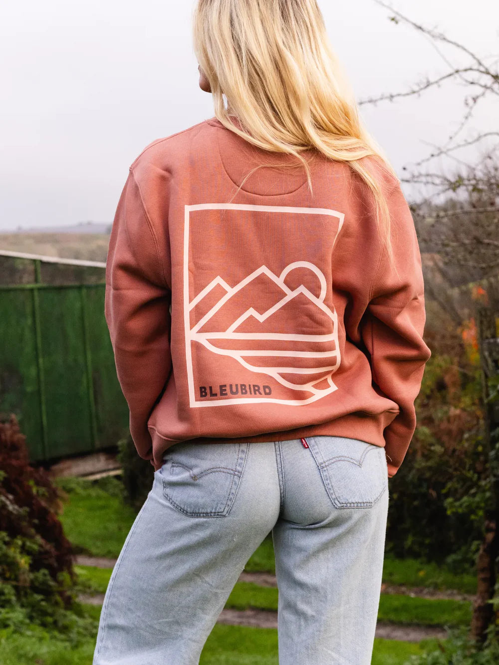 Bleubird Shoreline Cropped Crew - Clay
