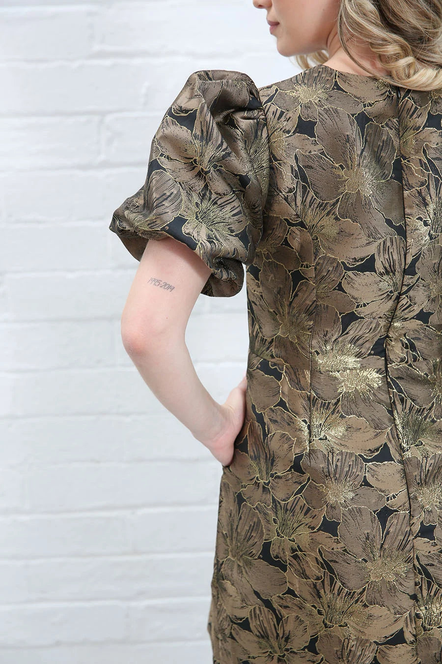 Rant & Rave Evelyn Dress - Black & Gold