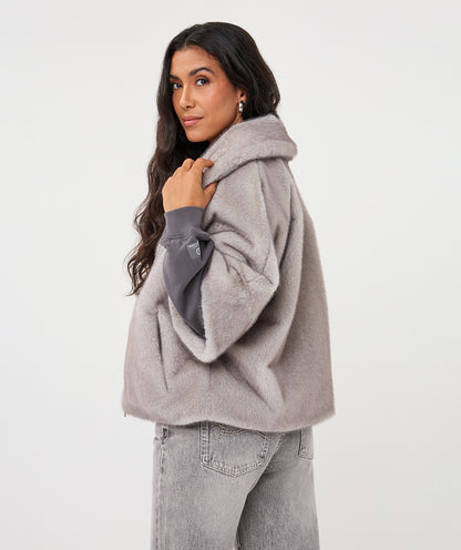 Esqualo Faux Fur Poncho - Light Grey