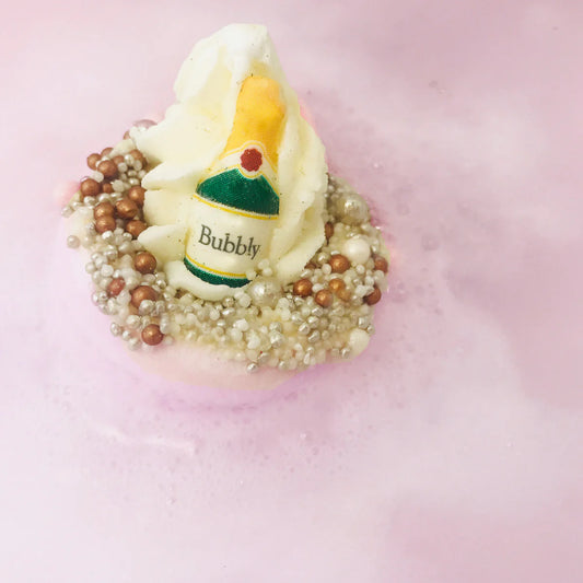 Bomb Cosmetics Fizz the Season Bath Blaster