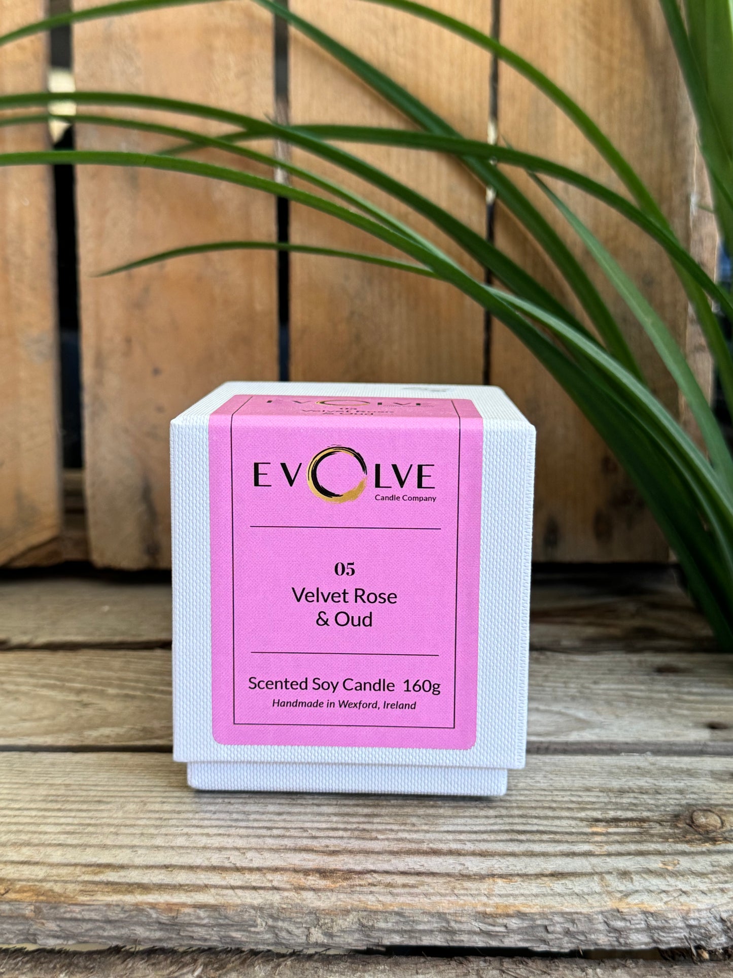 Evolve Soy Candle - 05 Velvet Rose & Oud