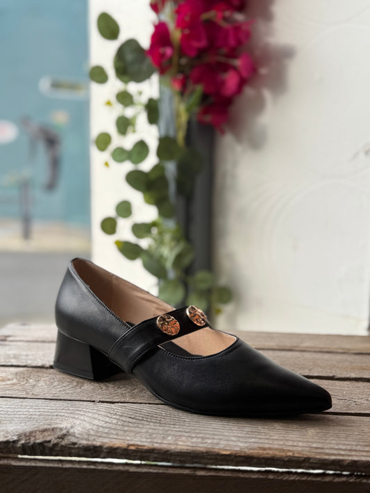 Emis Leather Mary Jane Shoe - Black