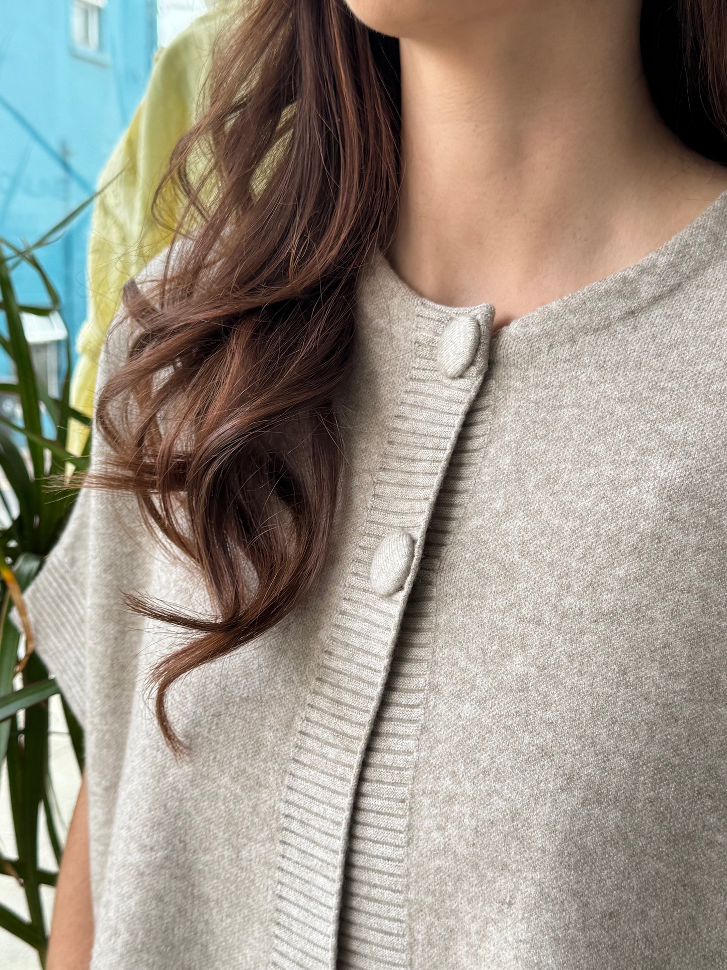 Deck Sleeveless Cardigan - Beige