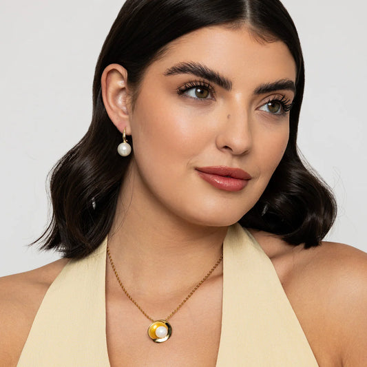 Knight & Day Siena Pearl Earrings
