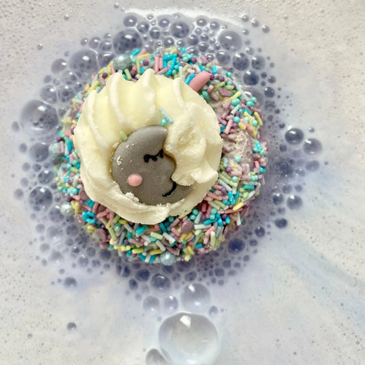 Bomb Cosmetics Love You To The Moon Bath Blaster