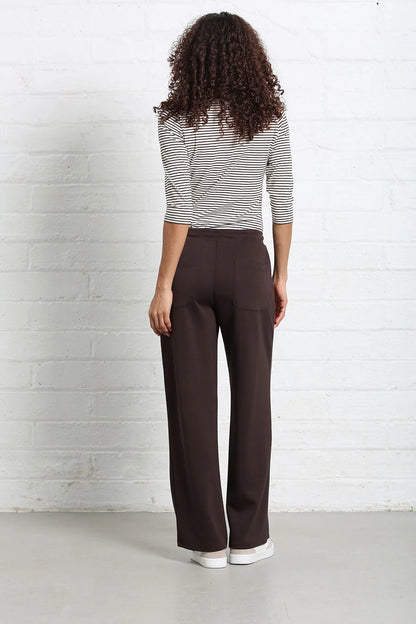 Relax & Renew Wren Jogger - Chocolate