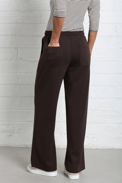 Relax & Renew Wren Jogger - Chocolate