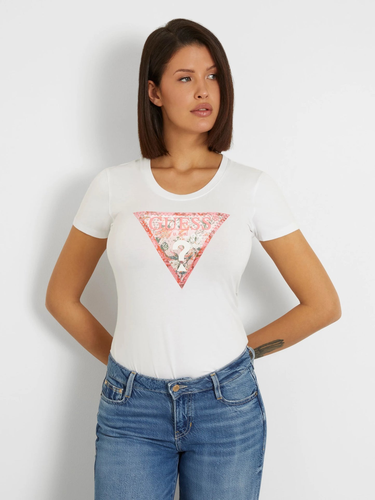 Guess Flower Triangle Tee - White