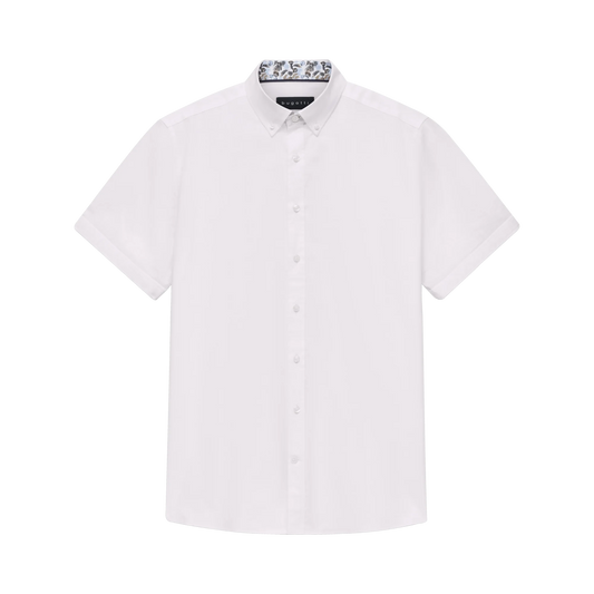 White short-sleeve shirt with a patterned collar on a white background