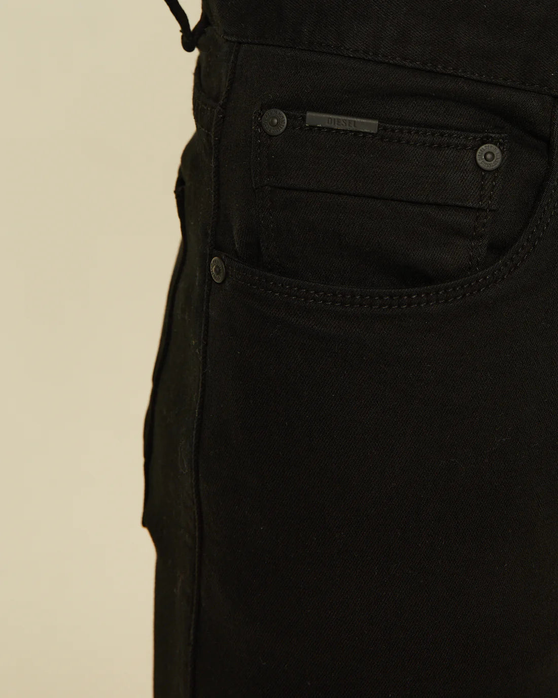 Diesel Saxon Skinny Jeans - Black